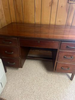 Beautiful desk  - heavy