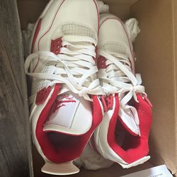 Jordan 4s