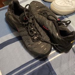 Nike Air Max Plus ‘bred’