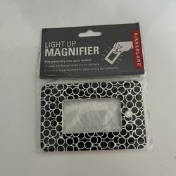 magnifies 