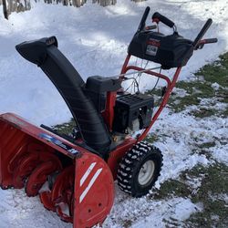( WON’T LAST LONG)  Excellent Condition Troy Bilt 26” Storm Snowblower 