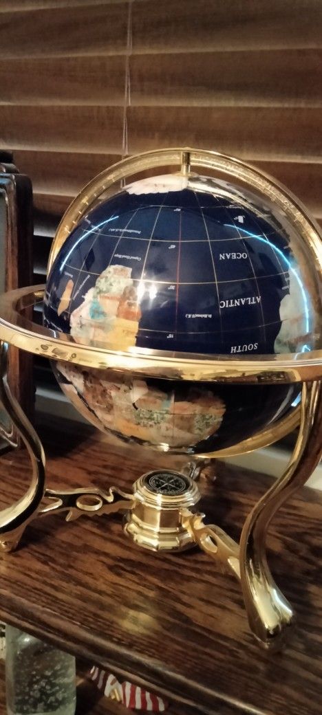 Large Globe That Sits On The Table Perfect Blue 150