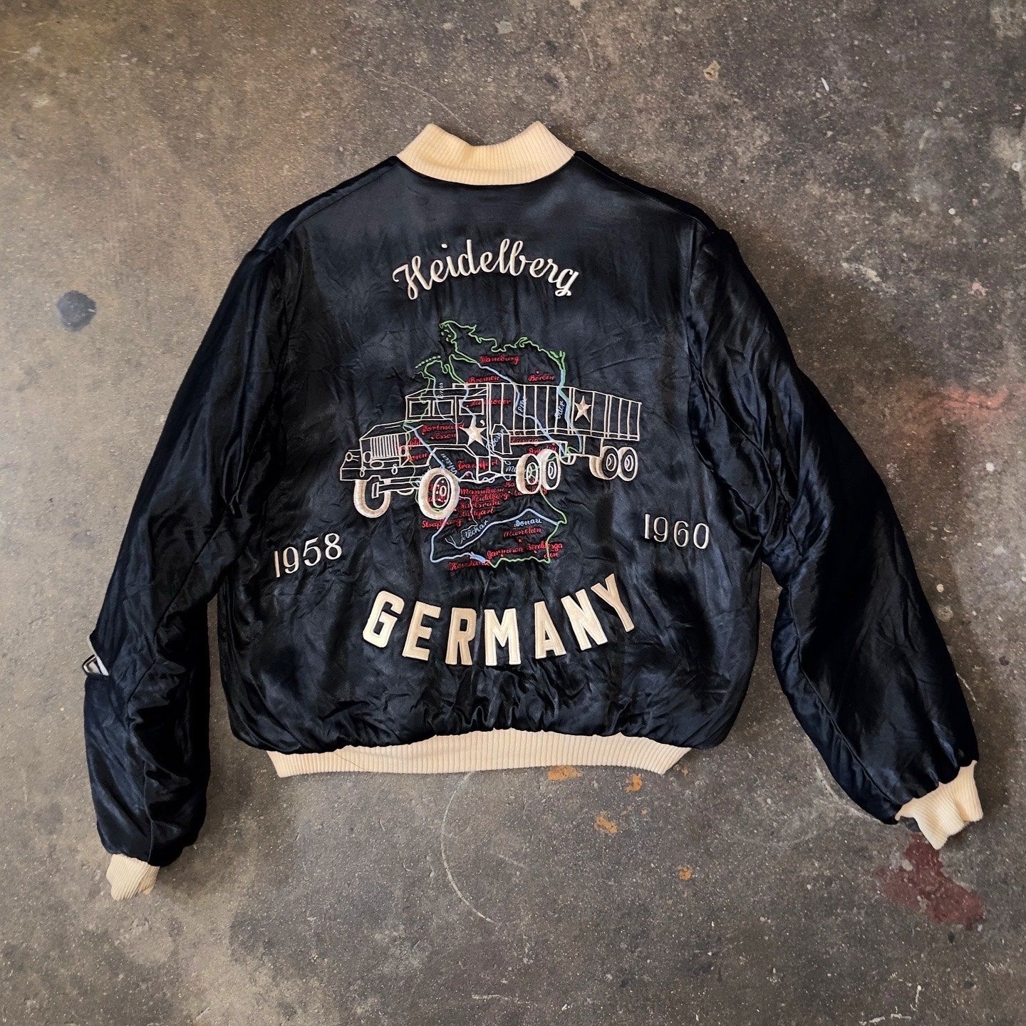 Vintage 1950's Heidelberg Germany Souvenir Jacket for Sale in