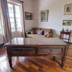 Classic Vintage Maple Coffee Table – Hemingway-Style.... Solid Wood