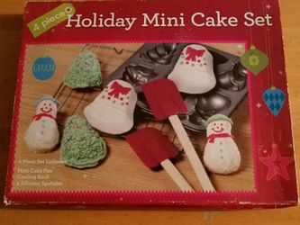 Holiday Mini Cake set