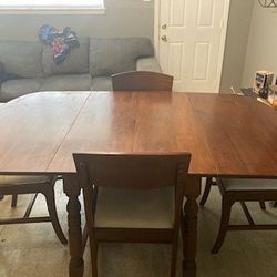 Vintage Drop Leaf Solid Wood Dining Table W/ 4 Chairs