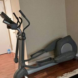 Life Fitness 91XI Elliptical Cross Trainer