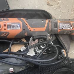 Rigid Oscillating saw With Attachments Good Condition. 