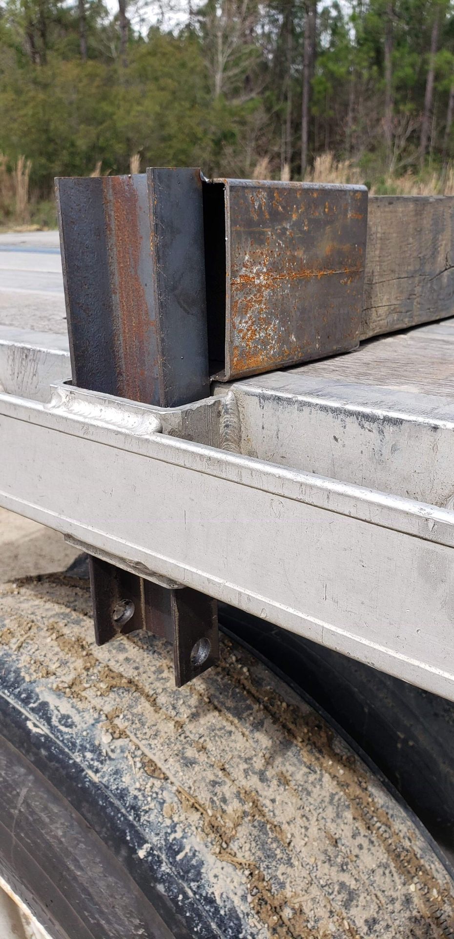 Pipe Stake DUNNAGE HOLDER w/ Safety Pin Hole for Hotshot/Flatbed