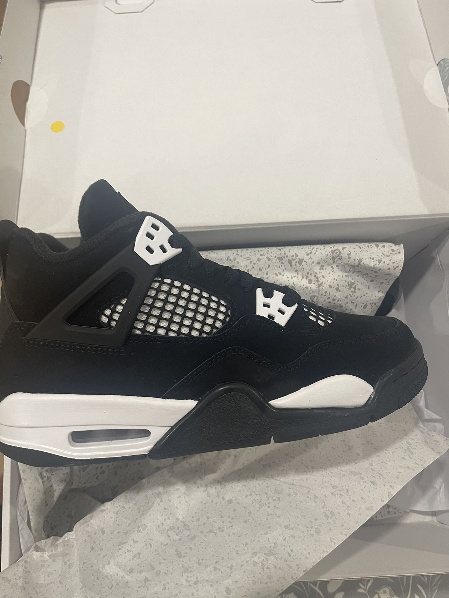 Jordan 4 White Thunder GS