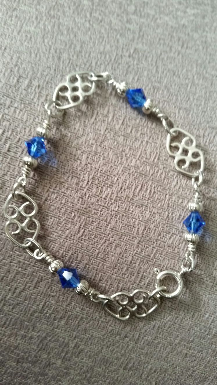 Sterling bracelet w/blue beads
