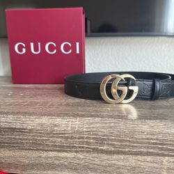 Black womens Gucci belt