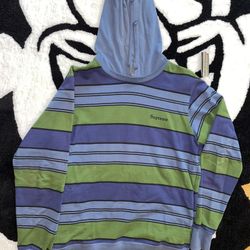 SUPREME HOODIE