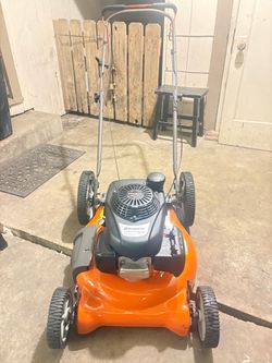 Husqvarna 7021P push mower