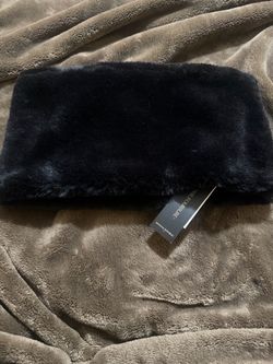 Banana Republic Black Faux-Fur Loop Neck Warmer NWT
