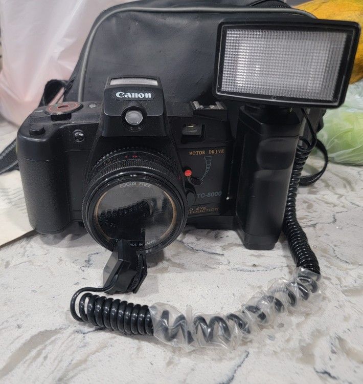 Canon TC-8000
