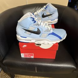 Brand new Nike Air Trainer Bo Jackson Kansas City Royals Home size 13 with original box and proof of purchase.