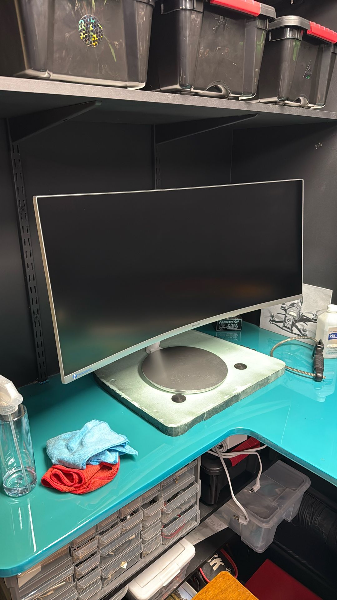 Samsung 34” Ultrawide Curved Thunderbolt Monitor Display