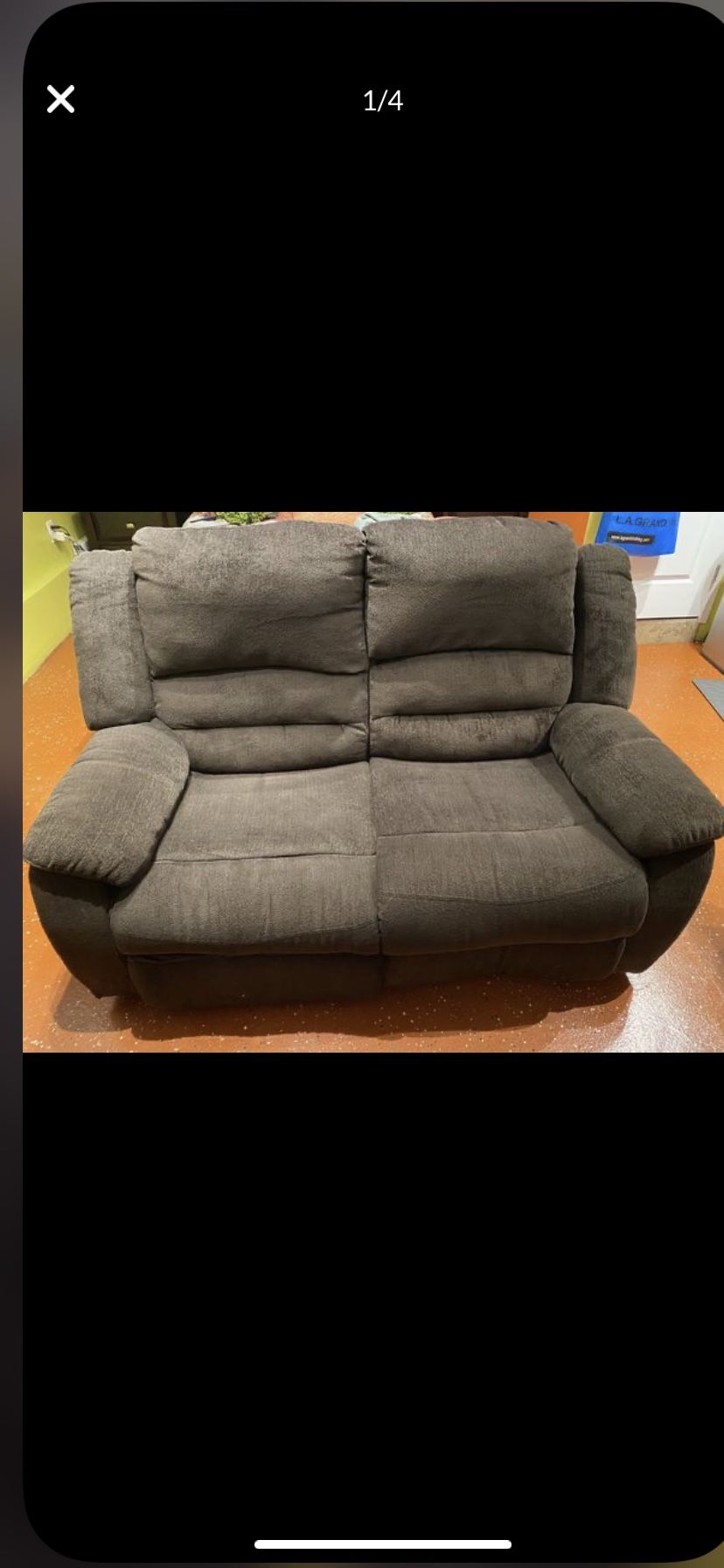 Love seat in good condition