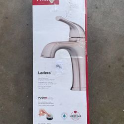 Pfister Ladera Single Handle Single Hole Bathroom Faucet in Spot Defense Brushed Nickel