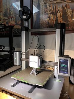 Ankermake M5 3d printer with extras