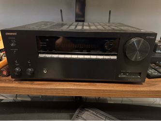 Onkyo  NR555 Receiver
