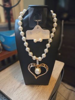 Sophia Collection Pearl Necklace and Earring Set