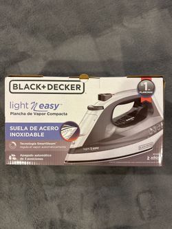 Black+Decker Light 'N Easy Compact Steam Iron