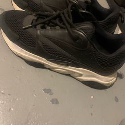 Dior b22 size 13 