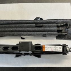 Ford F-150 Tool Kit/Jack OEM