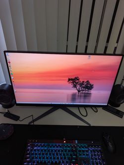 LG ultra Gear gaming monitor 27"