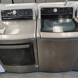 NEW LG LARGE CAPACITY 5.5CU FT TOP LOAD WASHER AND GAS DRYER SET 