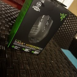 Razer NAGA V2 Hyperspeed Wireless Gaming Mouse 