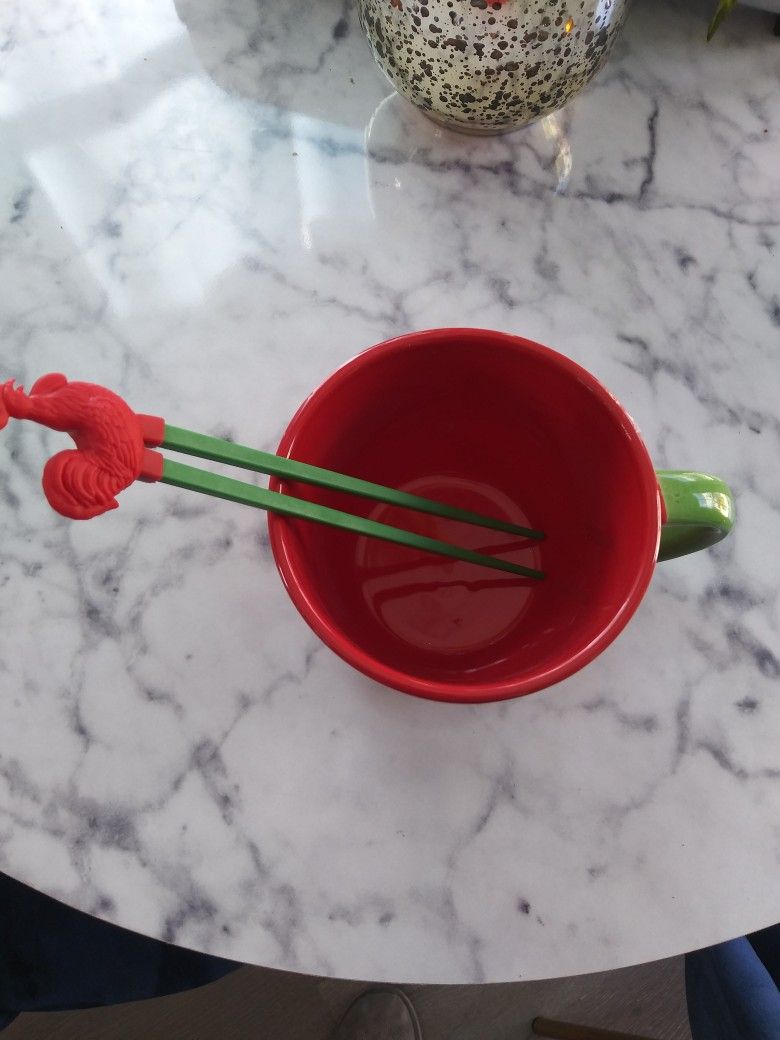 Big Siracha Coffee Mug With Chopsticks Brand New