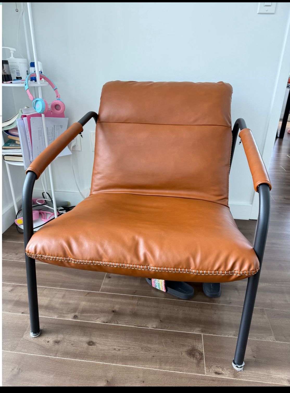 Arm chair