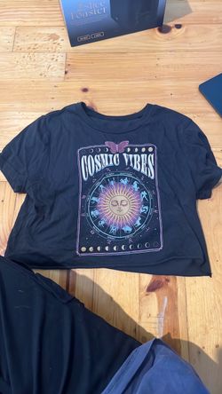 Cosmic Vibes Shirt Cropped Small