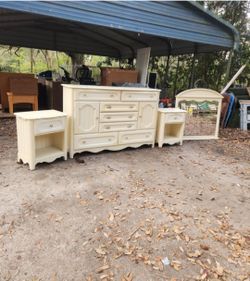 French Provence Dresser Set