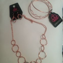 Paparazzi Necklace And Bracelet 