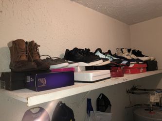 Female timberlands four pairs of retros Jordans female duck boots to pairs of Adidas men’s toms and multiple mod the whole supply for 200$ or u can