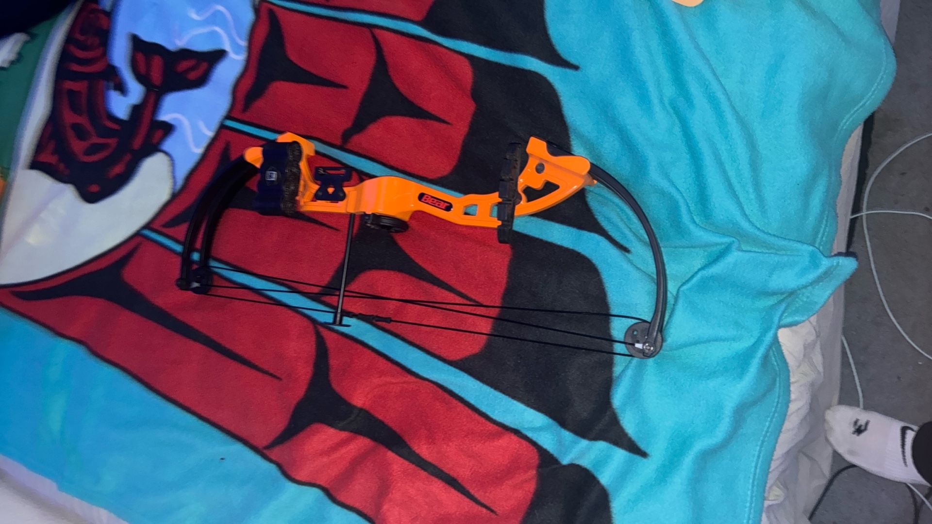 It Shots Good And Comes With 4 arrows