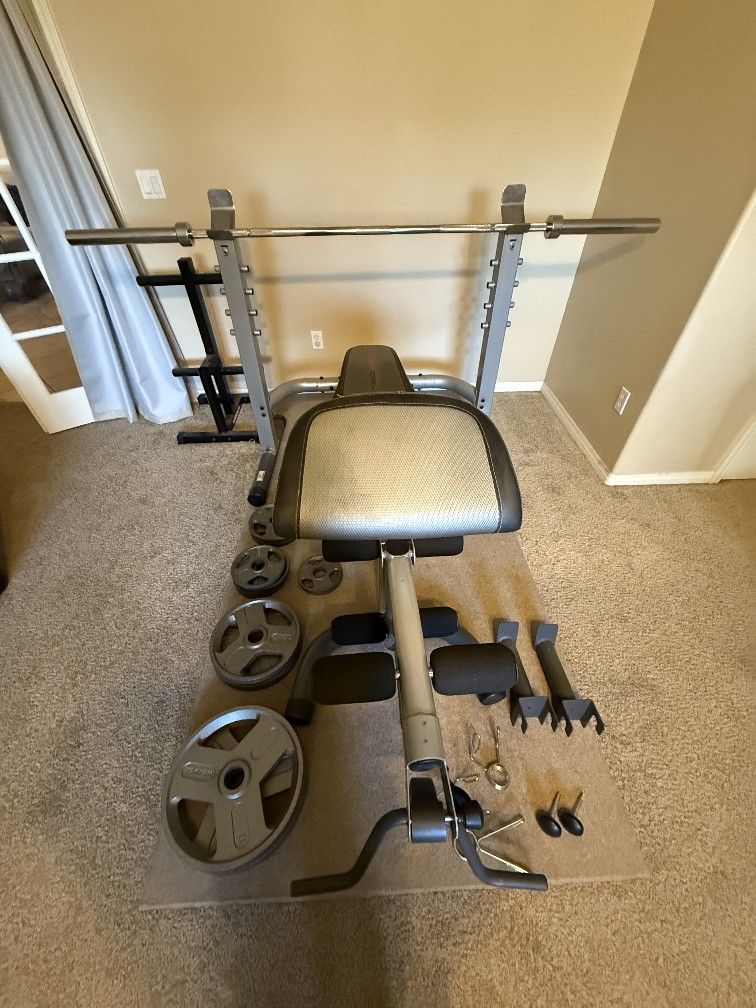 Weider 600 CORE WEIGHT BENCH W/ BAR,  WEIGHT RACK , WEIGHTS 