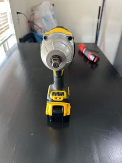 llave de impacto inalámbrica