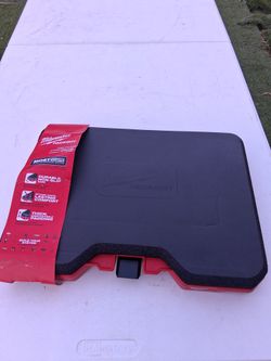 Milwaukee PACKOUT kneeling pad