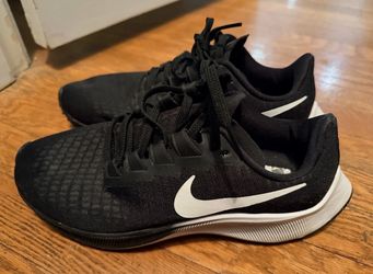 Nike Running Shoes Black/White –Women’s Size 6.5– Great Condition