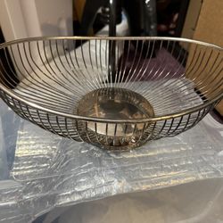 Silverplated Serving Dish Bread Basket