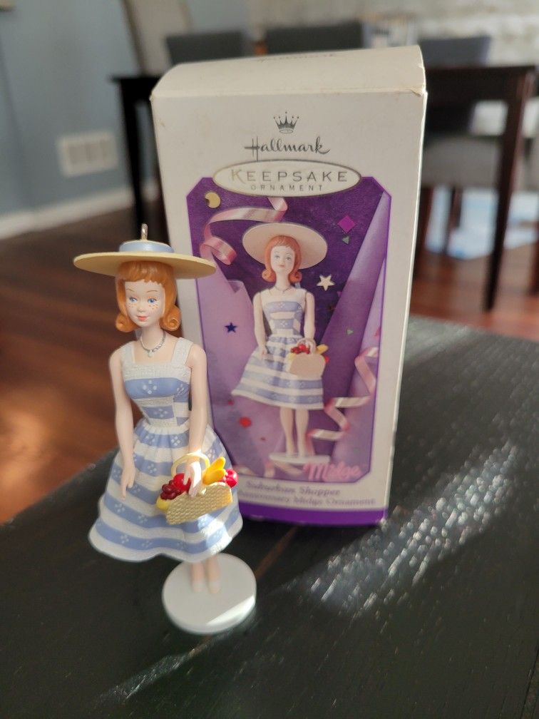 Hallmark Keepsake Ornament 35th Anniversary Midge. 