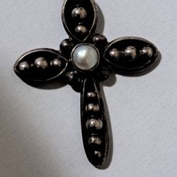 SILPADA STERLING SILVER AND PEARL CROSS PENDANT