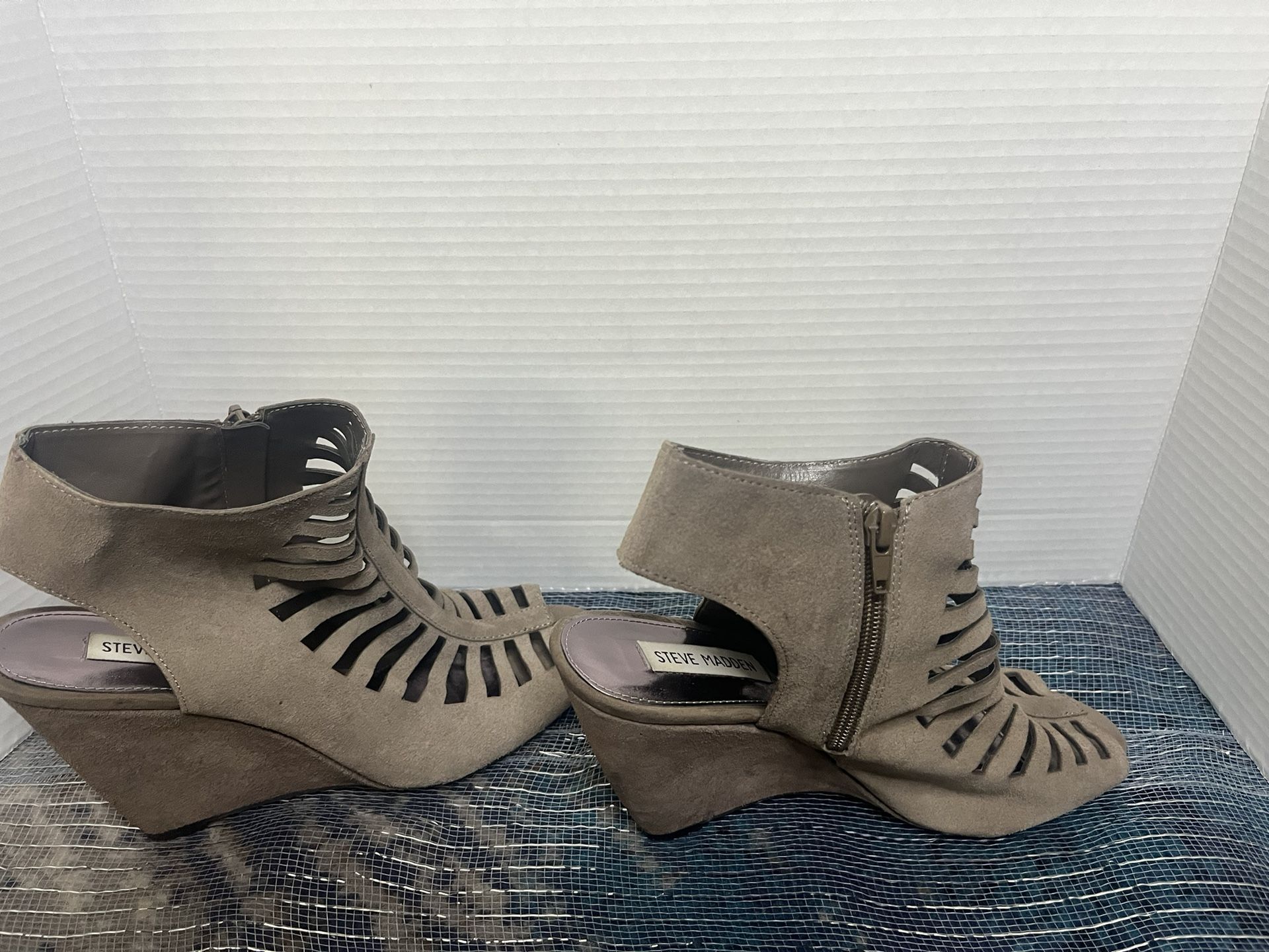 Steve Madden Cut-out Wedge Bootie