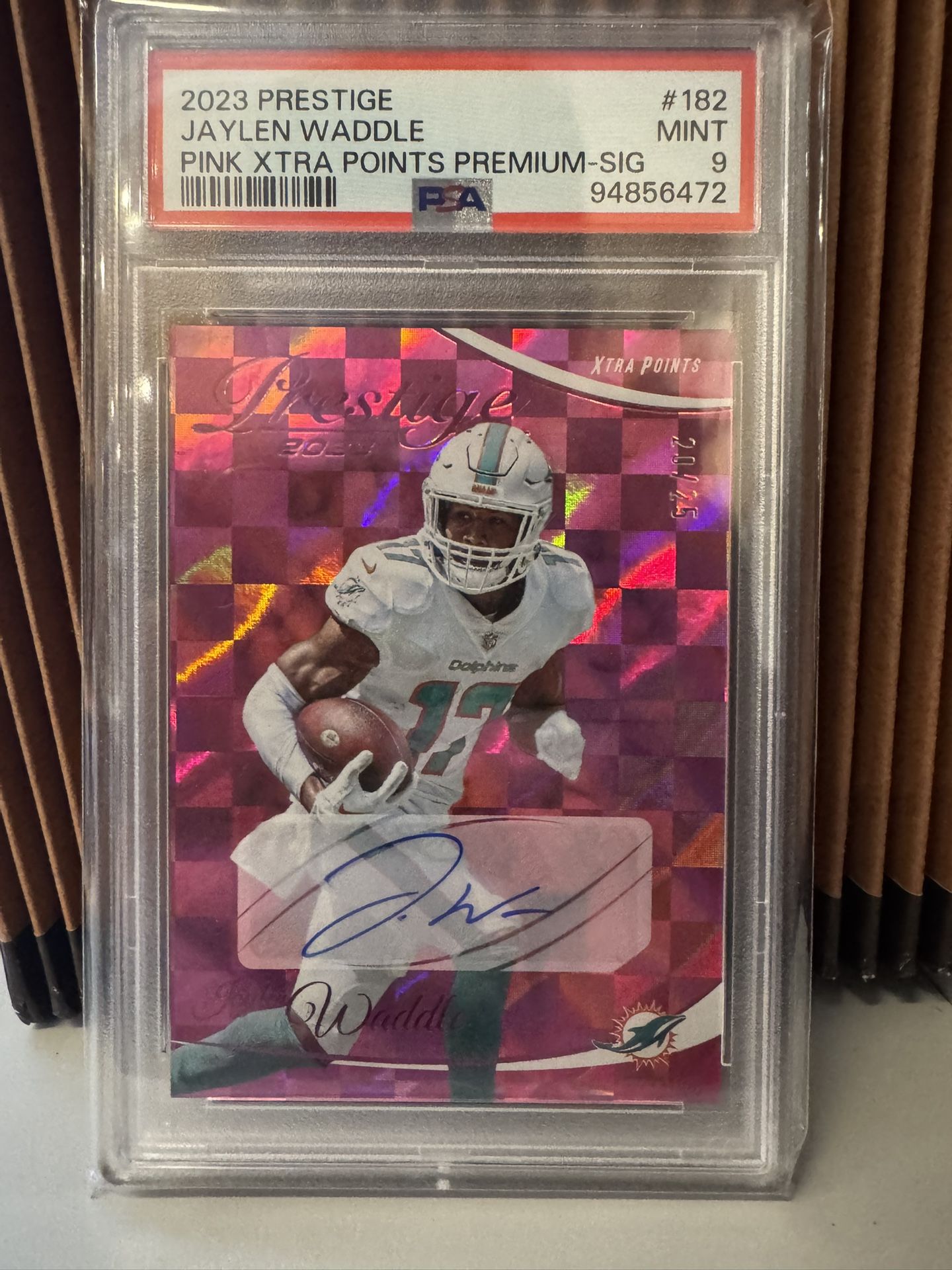 2023 Prestige Jaylen Waddle Pink Xtra Points Premium-Sig