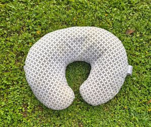 Nursing/breastfeeding Pillow, see 2 pics